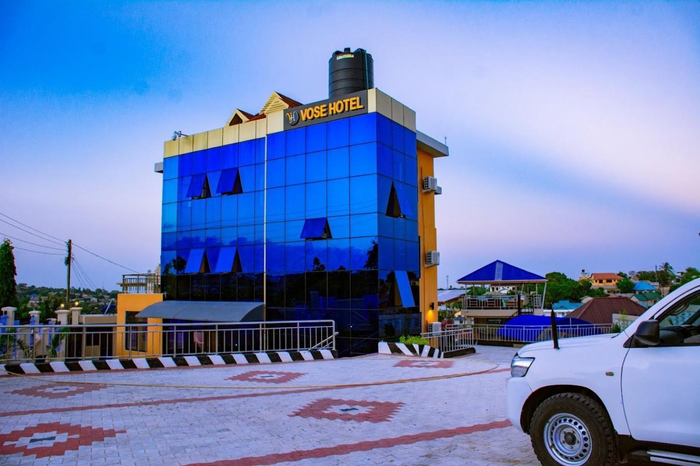 Vose Hotel & Spa Дар-ес-Салам Екстер'єр фото